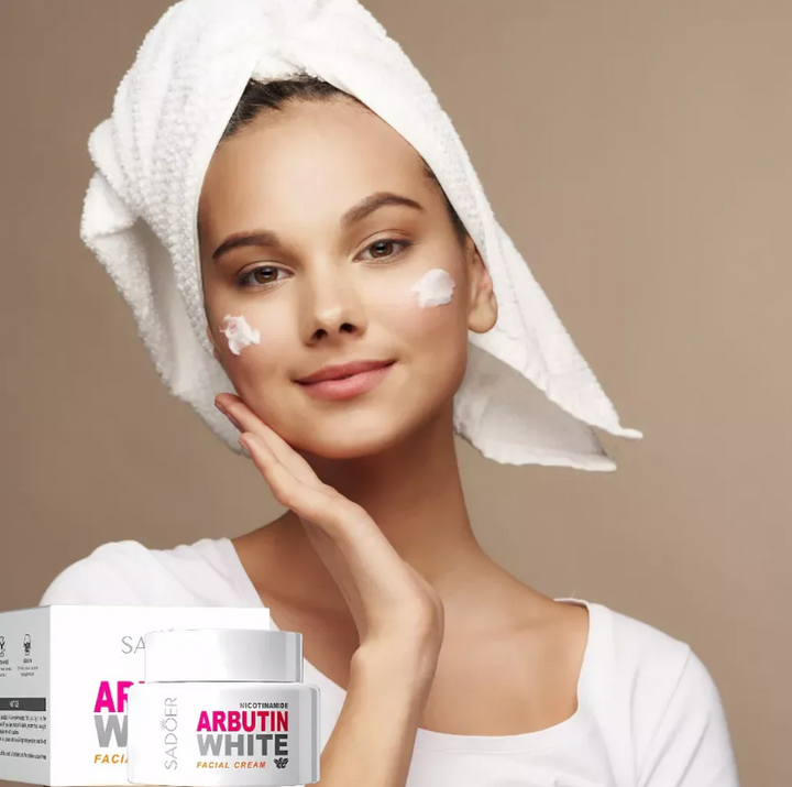 Arbutin Glow™ - Luce un rostro radiante y sin manchas